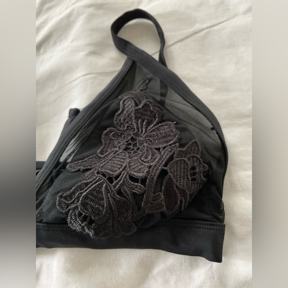 Mesh black bikini top - Picture 2 of 6